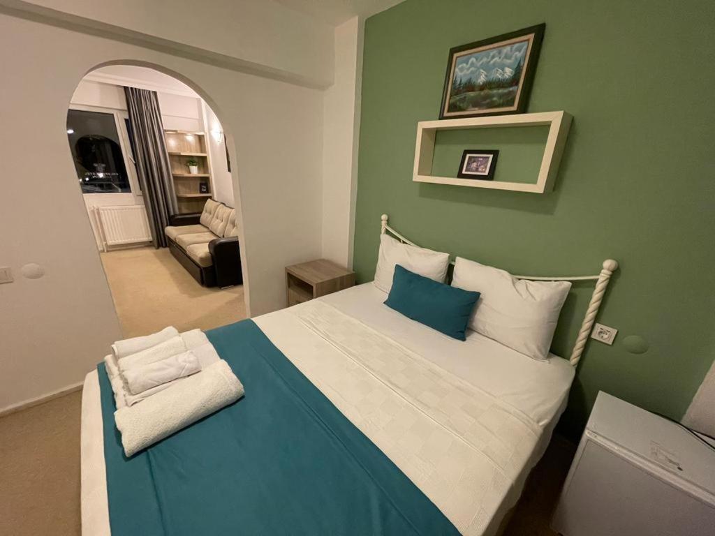 Colophon Beach Otel Gumuldur Extérieur photo