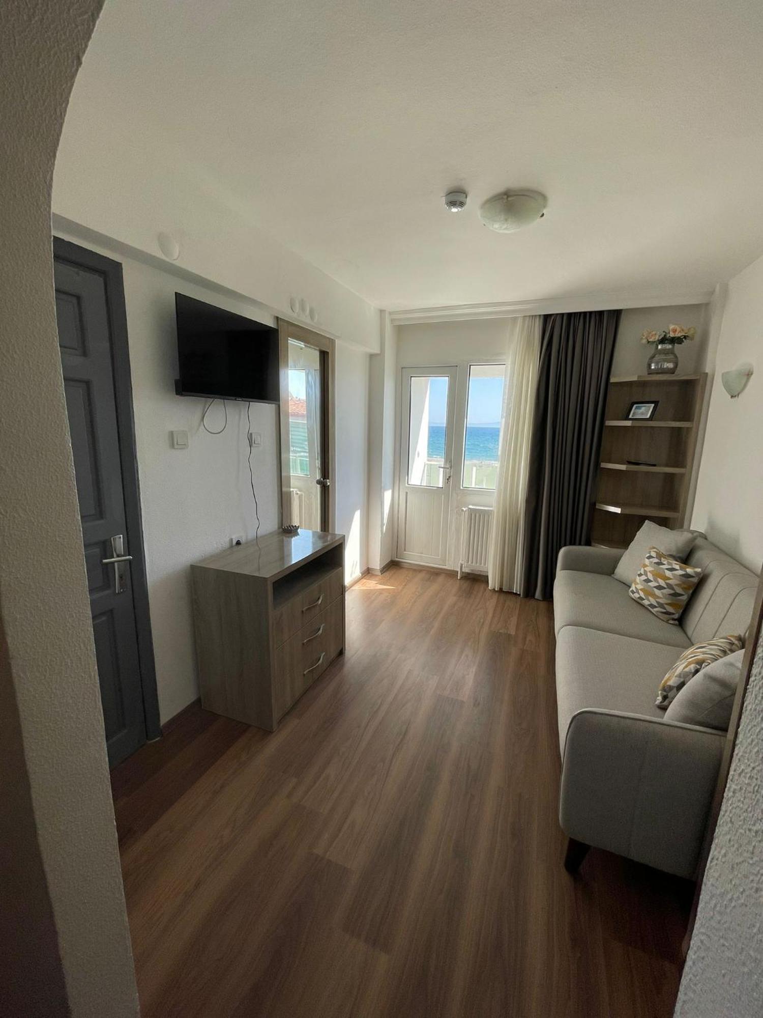 Colophon Beach Otel Gumuldur Extérieur photo